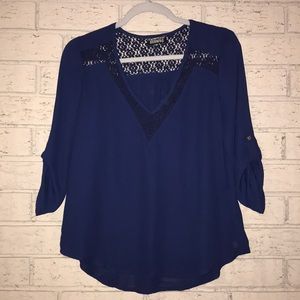 Navy 3/4 sleeve top
